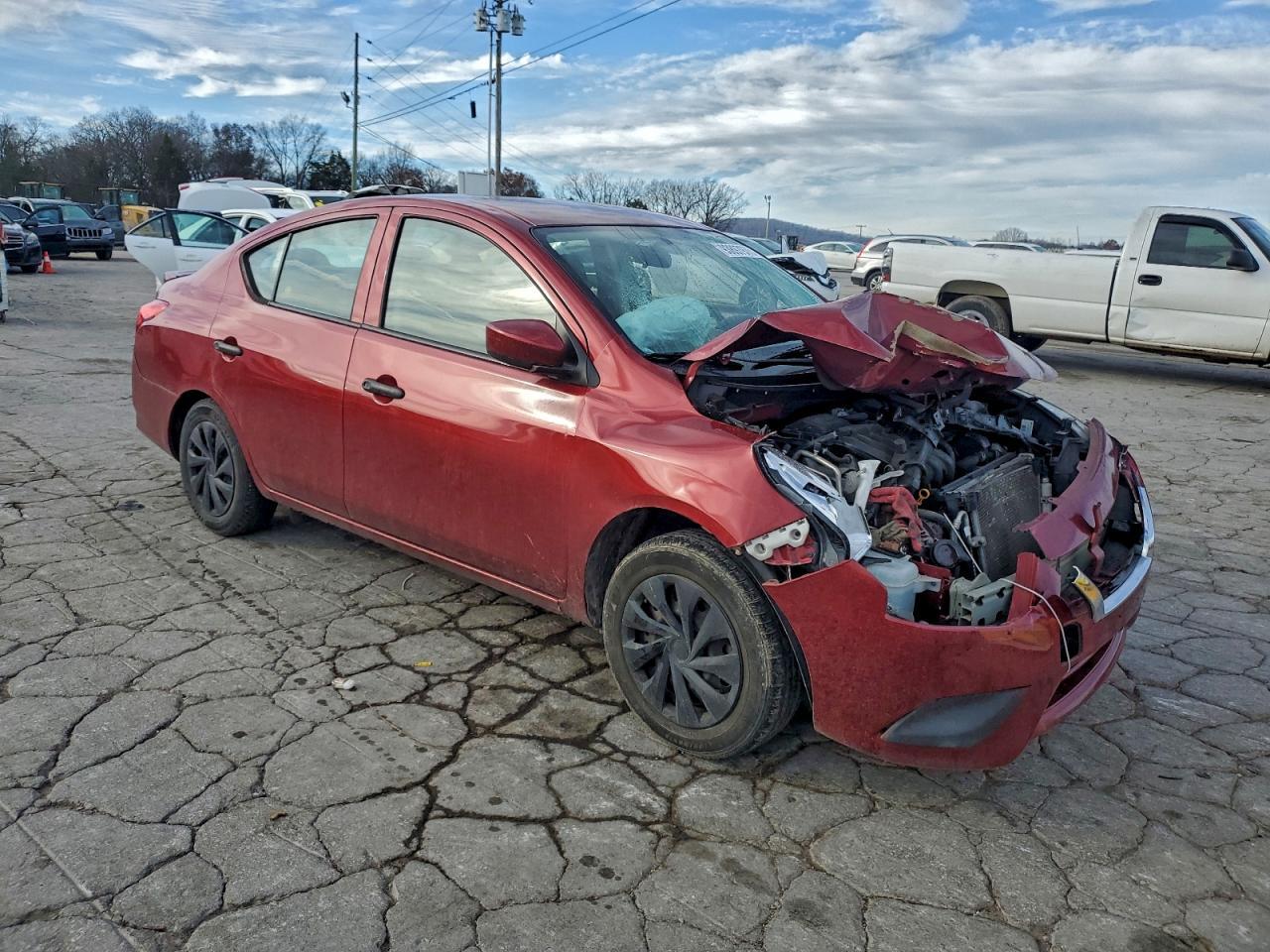 2019 NISSAN VERSA