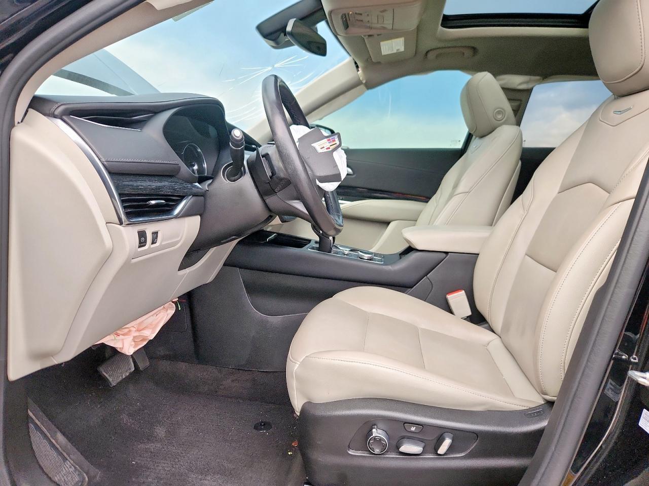 2021 CADILLAC XT4