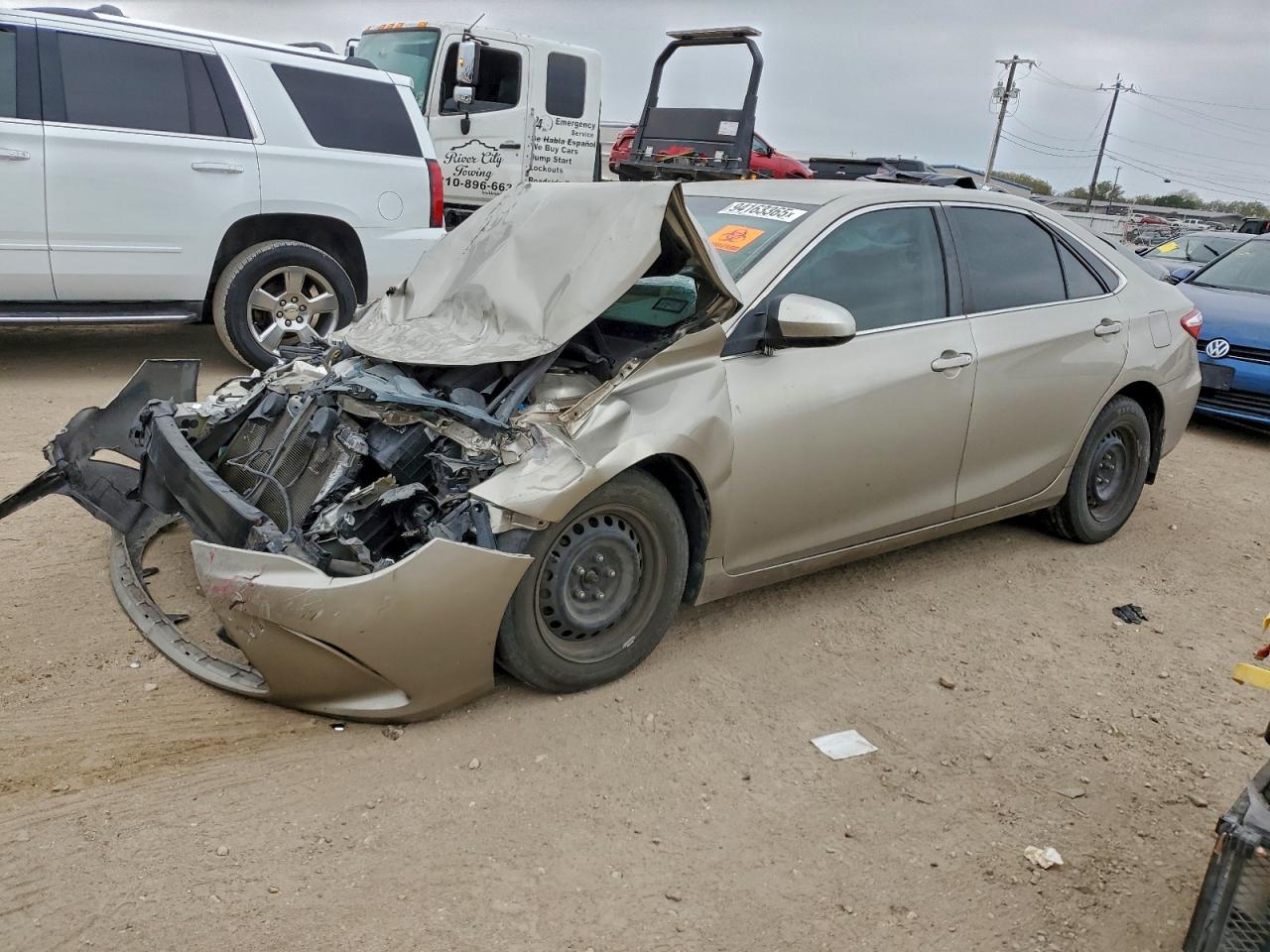 2015 TOYOTA CAMRY