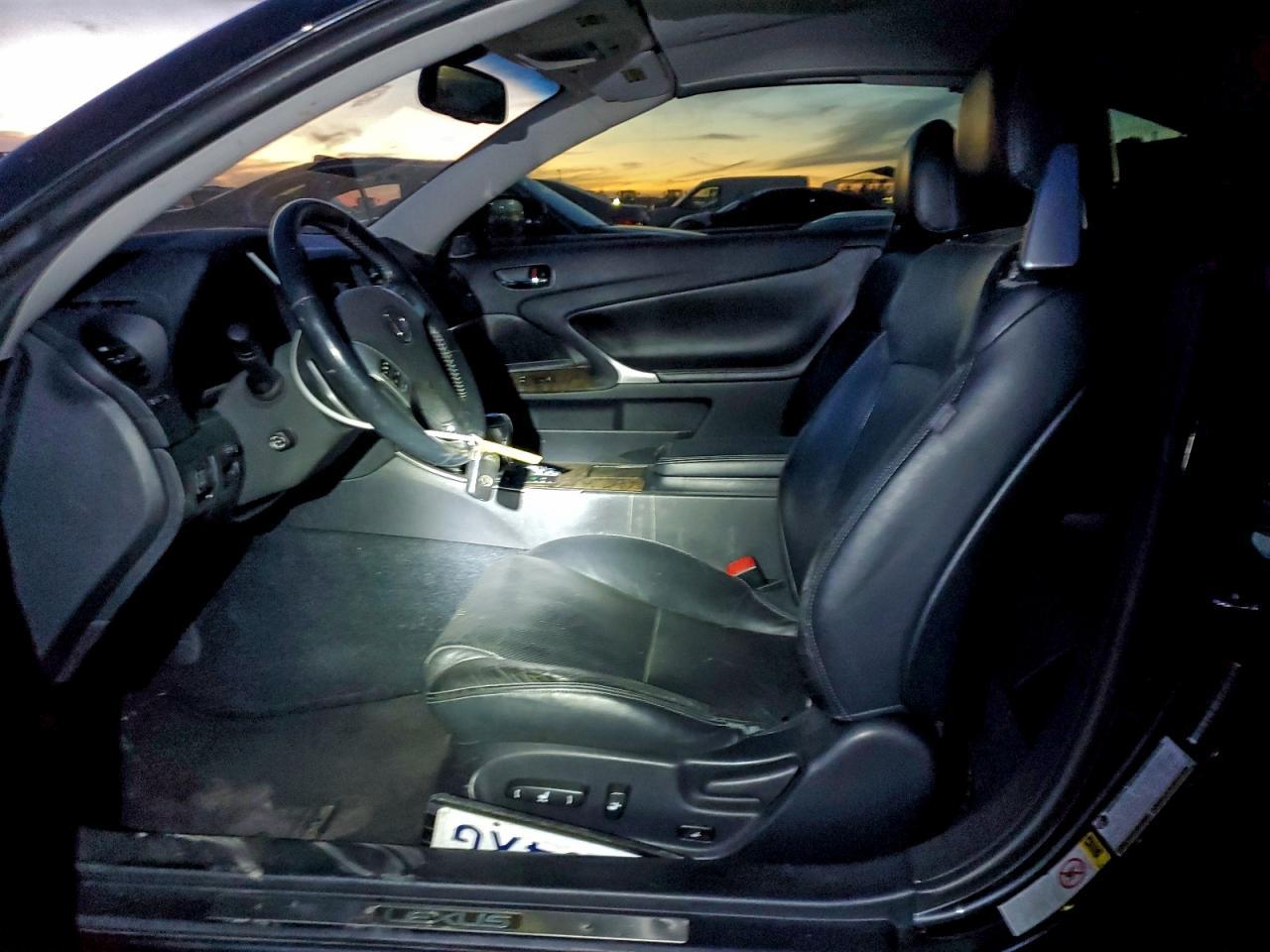 2011 LEXUS IS 250