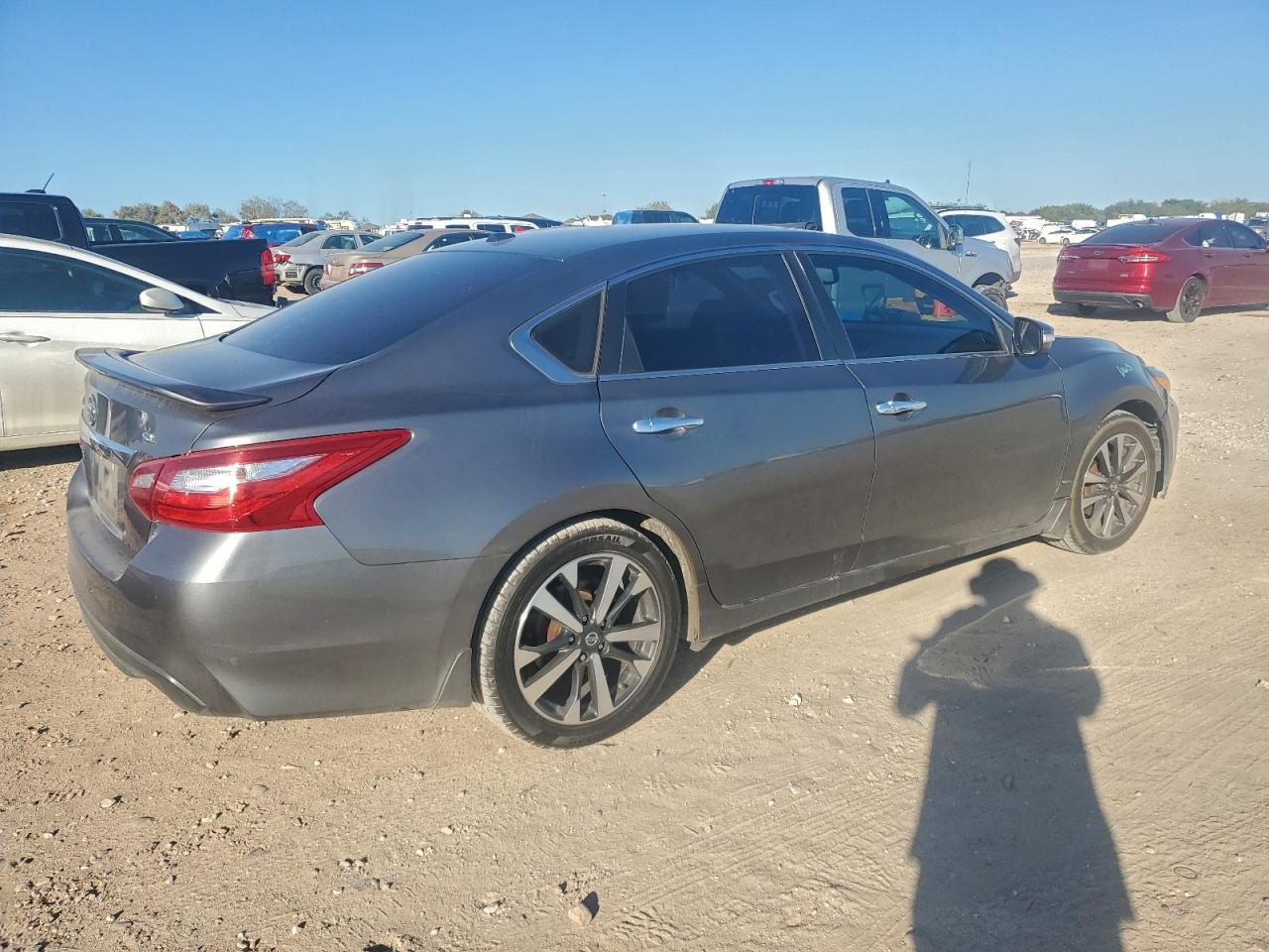 2016 NISSAN ALTIMA