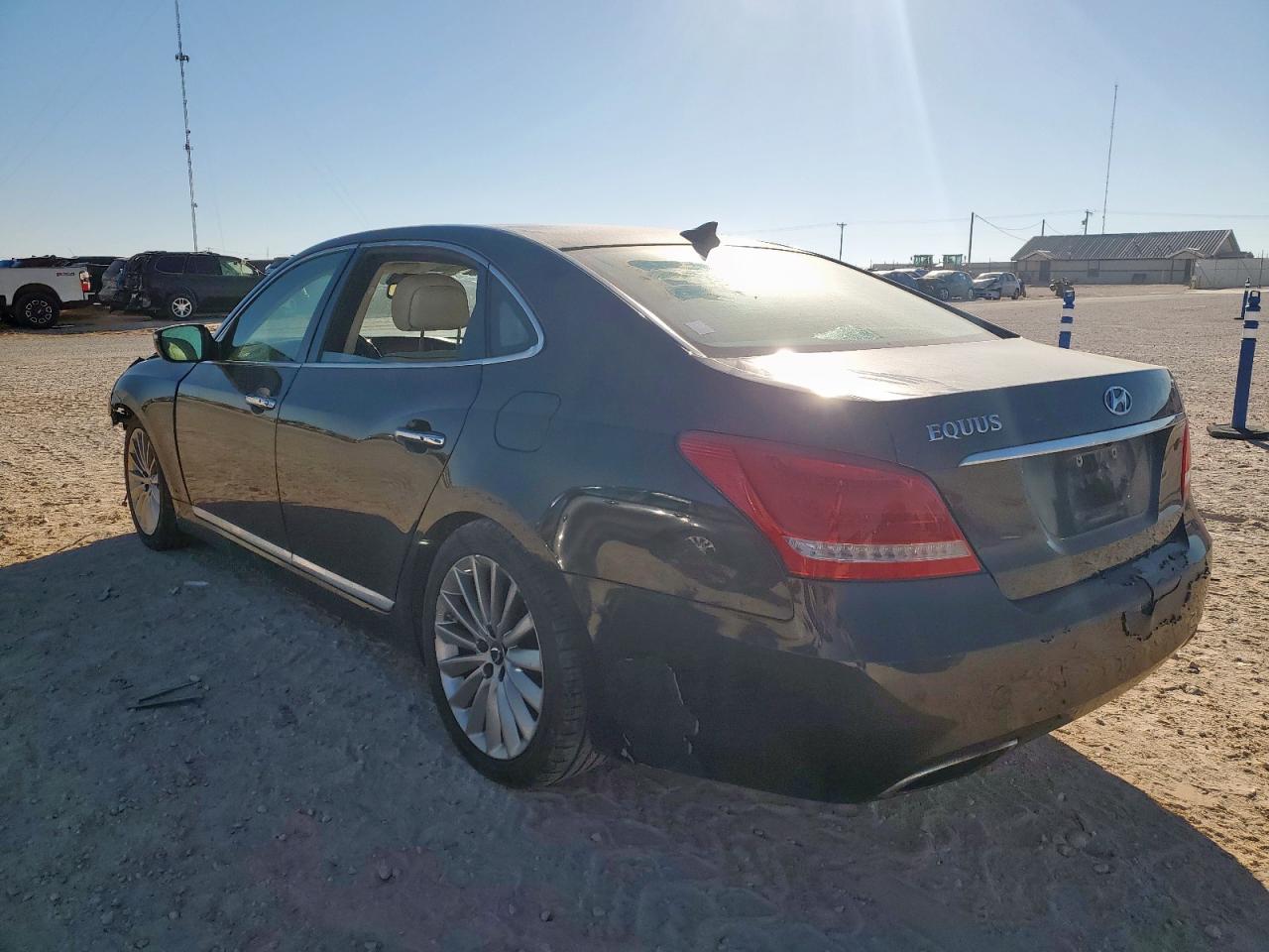 2016 HYUNDAI Equus