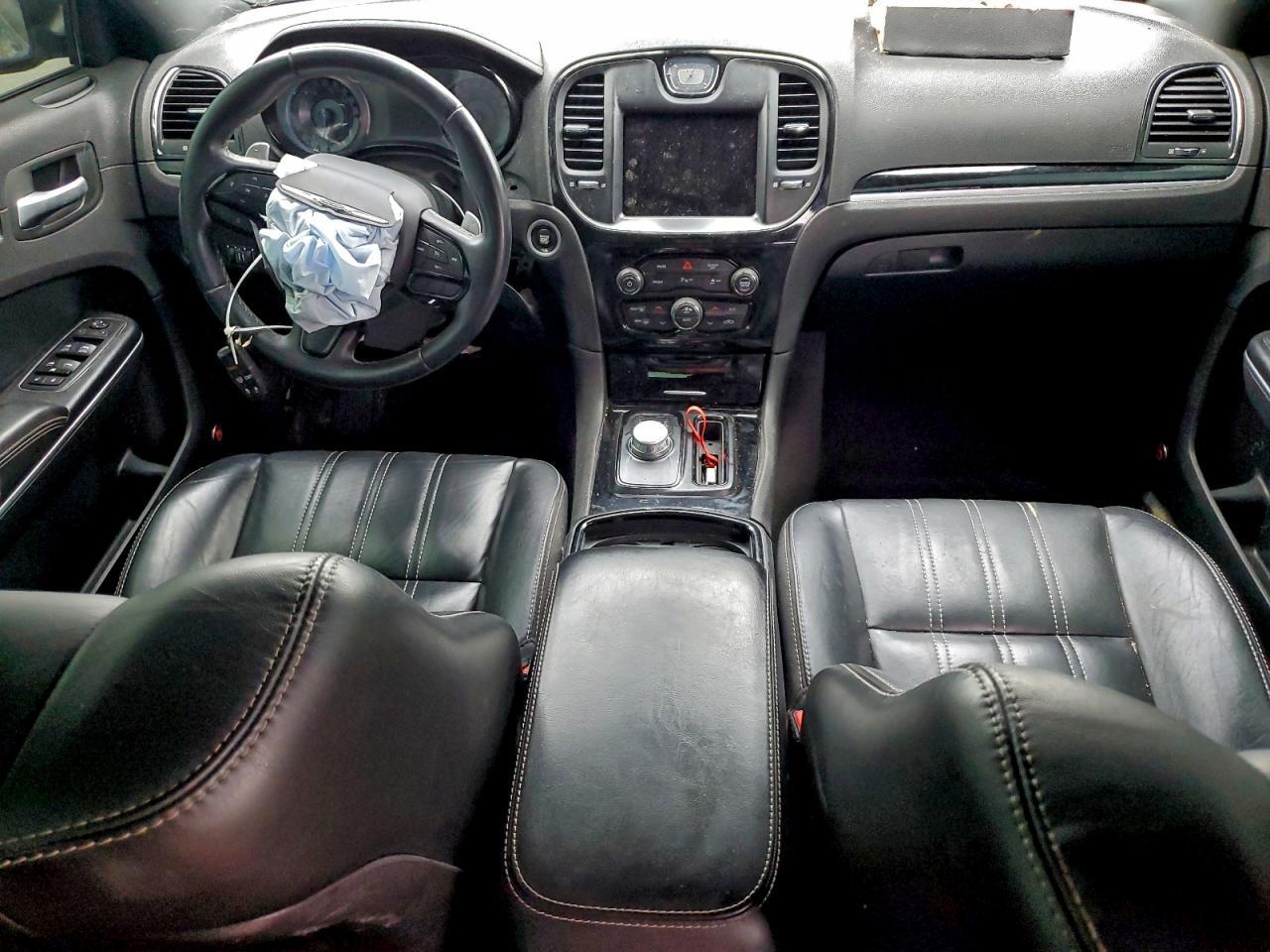 2018 CHRYSLER 300