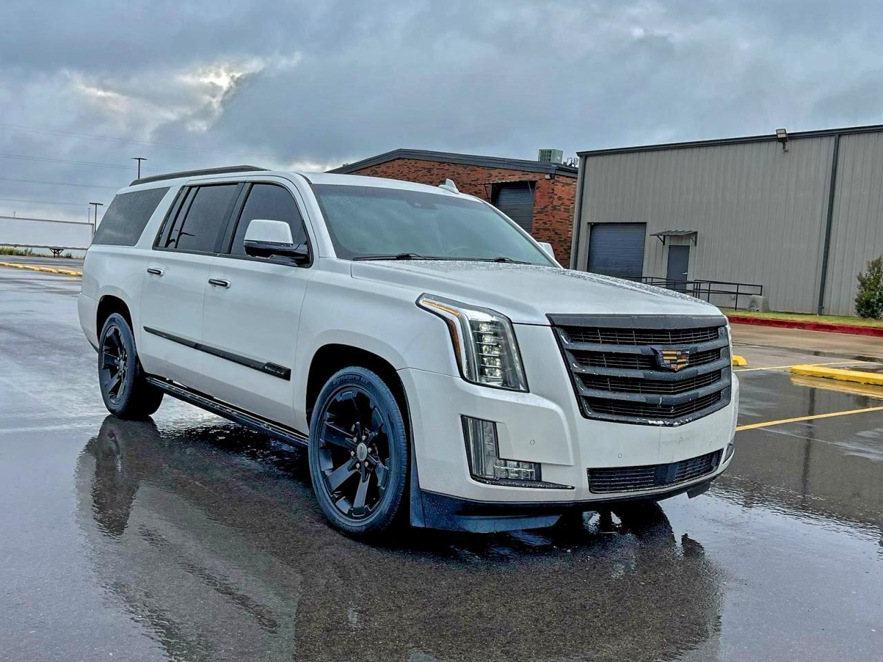 2016 CADILLAC Escalade ESV