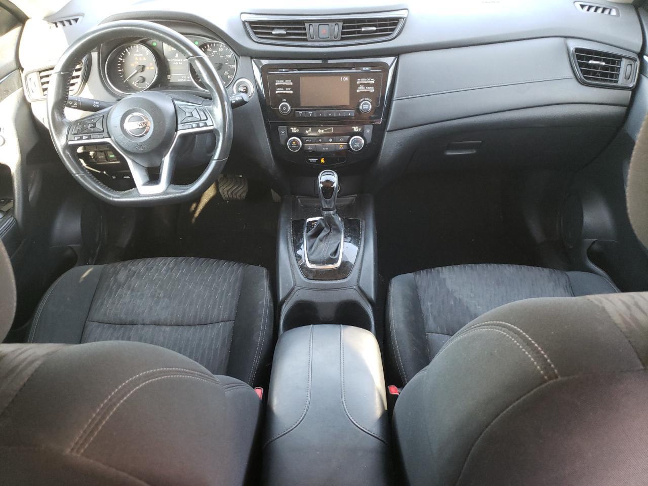 2017 NISSAN ROGUE