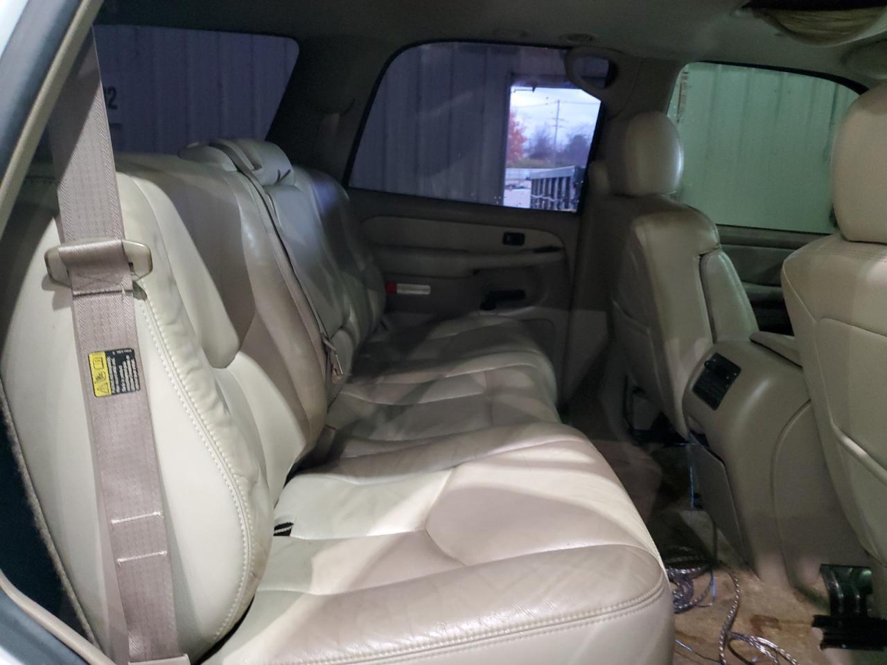 2003 CHEVROLET Tahoe