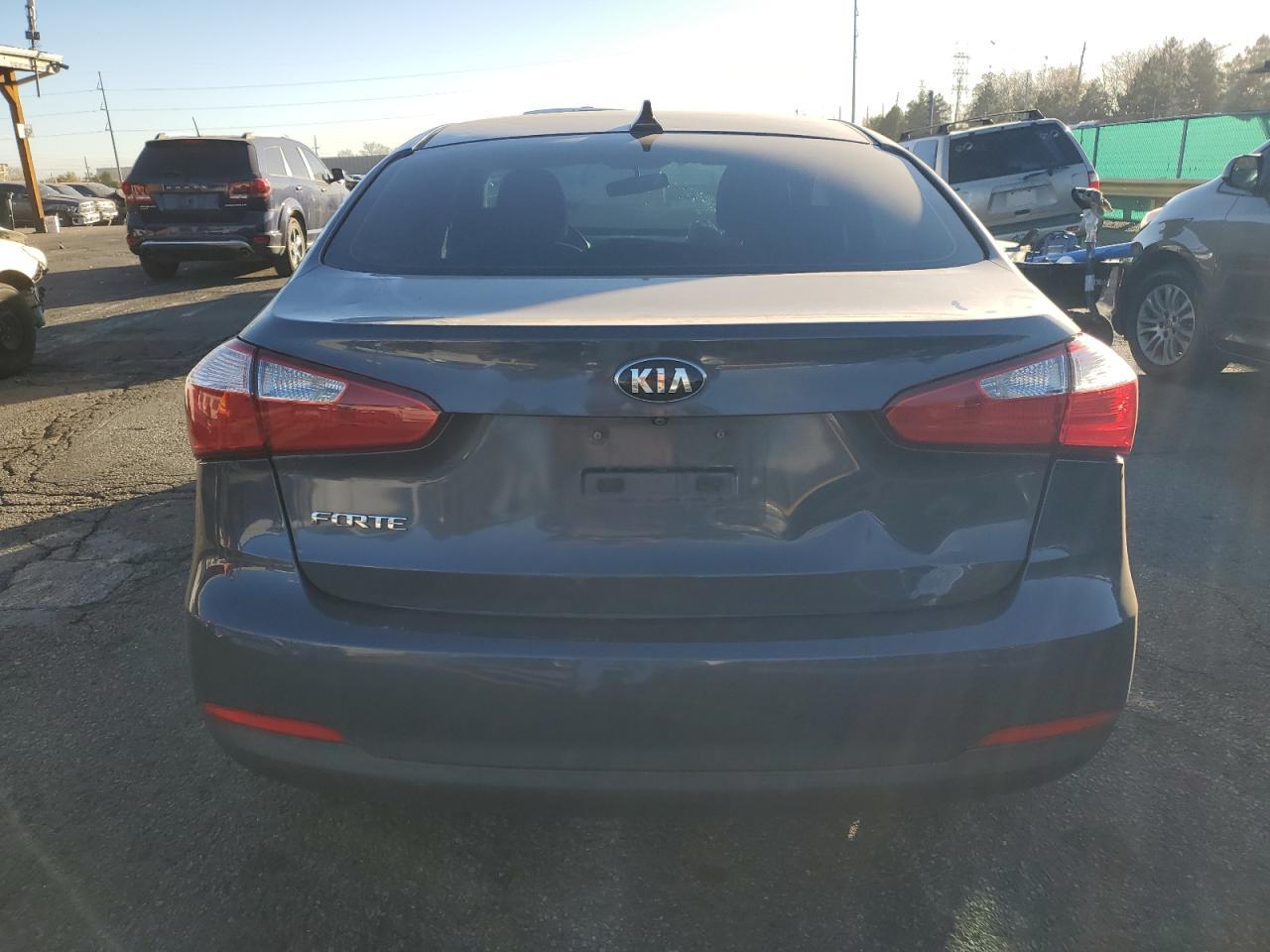 2016 KIA FORTE