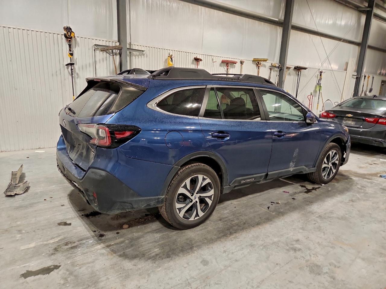 2022 SUBARU Outback