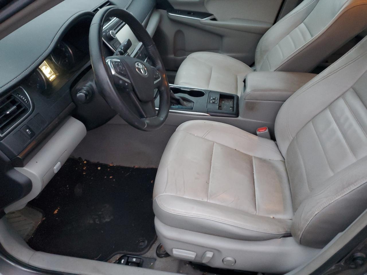 2017 TOYOTA CAMRY