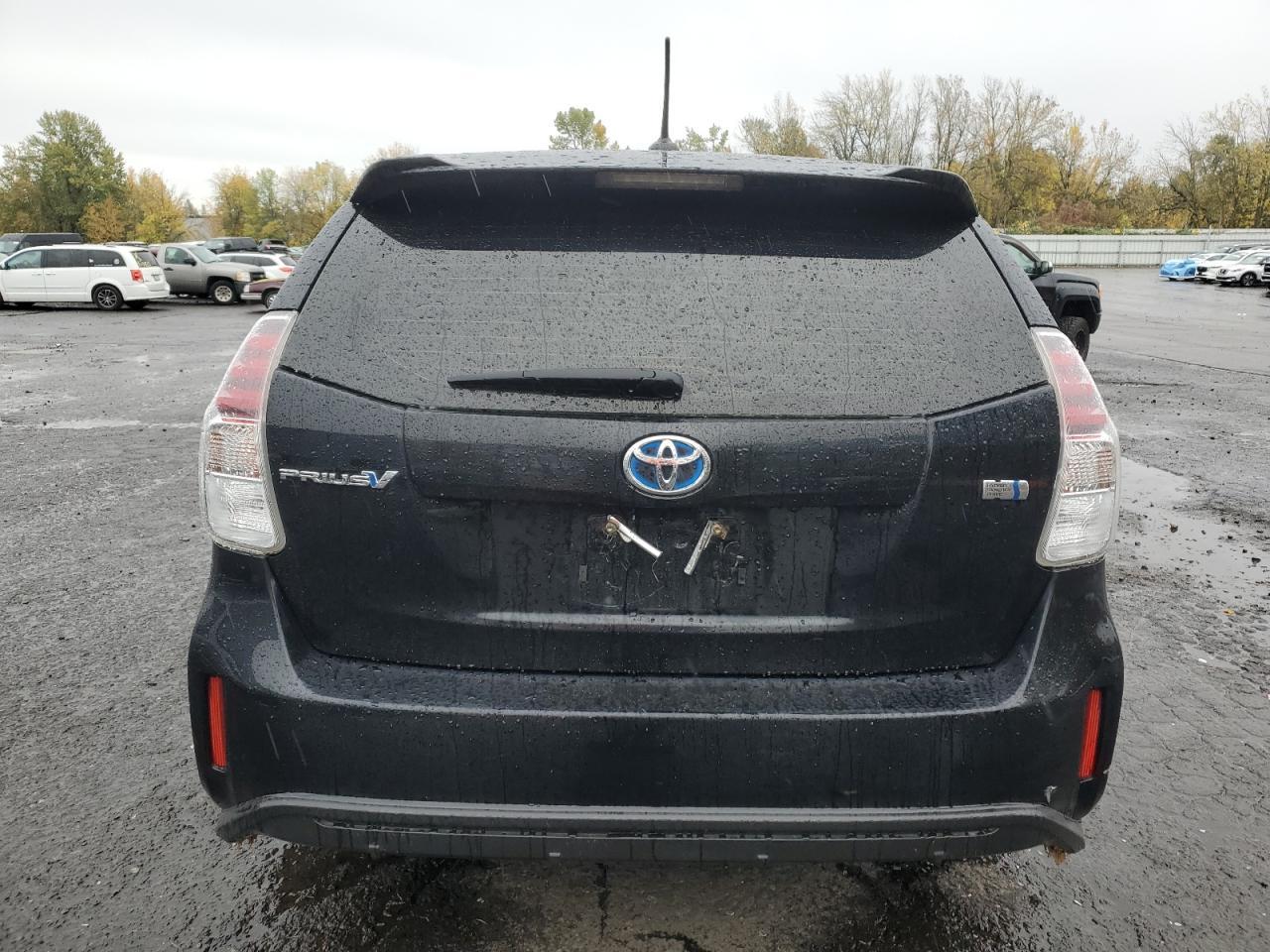 2017 TOYOTA PRIUS V