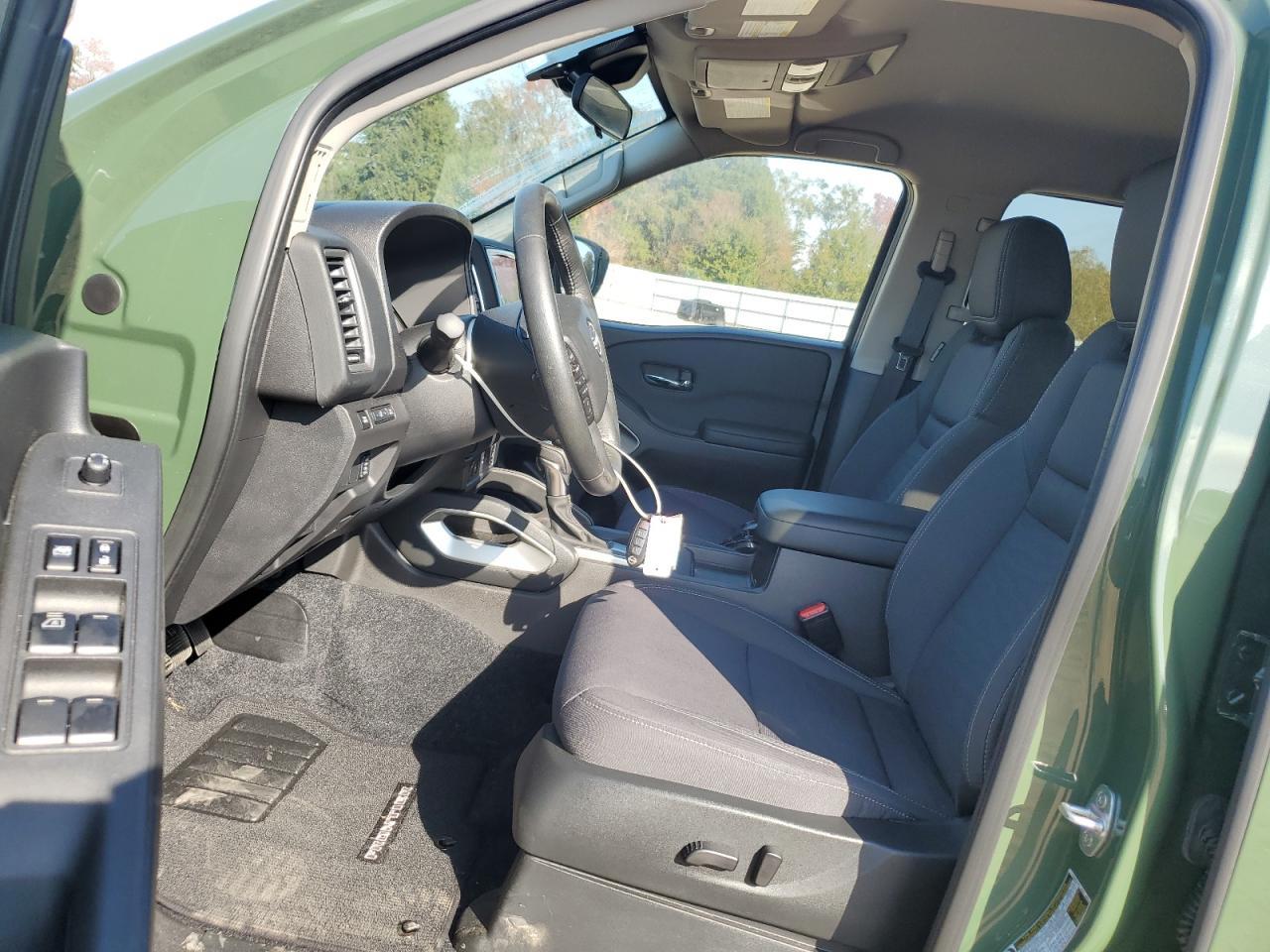 2024 NISSAN Frontier