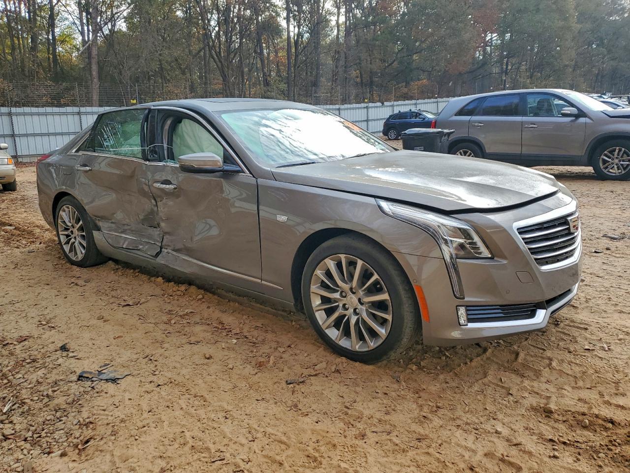 2017 CADILLAC CT6