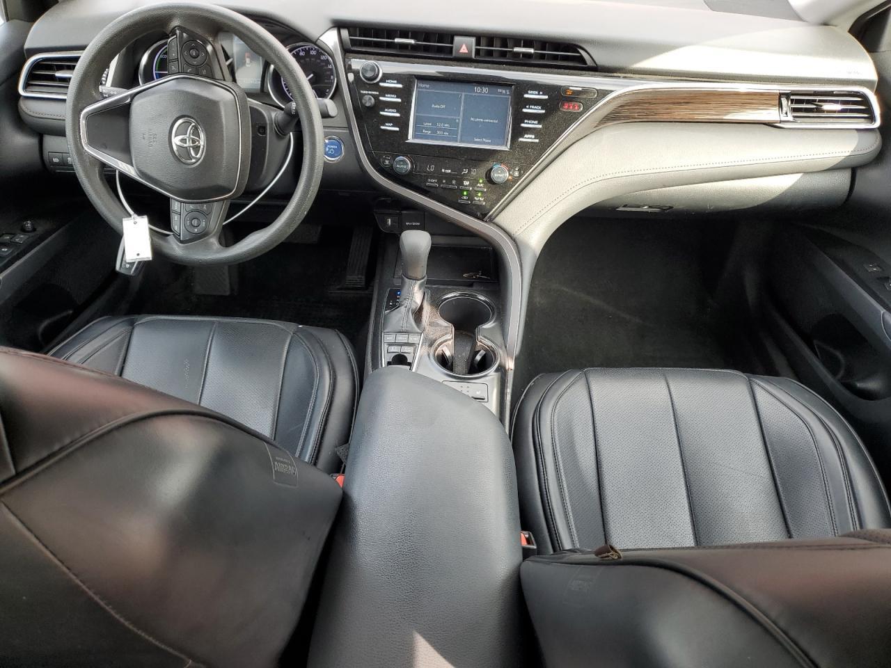 2019 TOYOTA CAMRY
