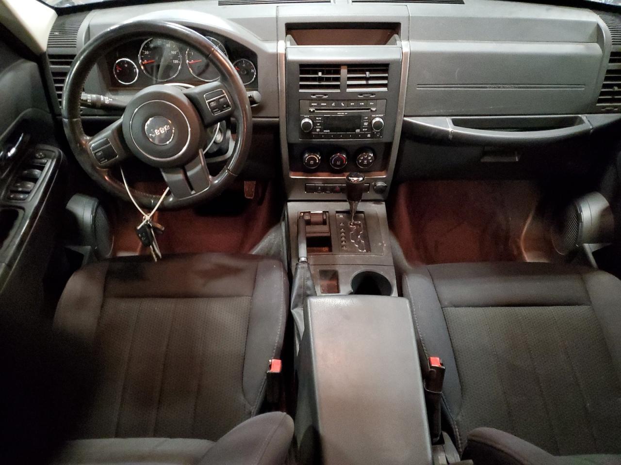 2012 JEEP Liberty