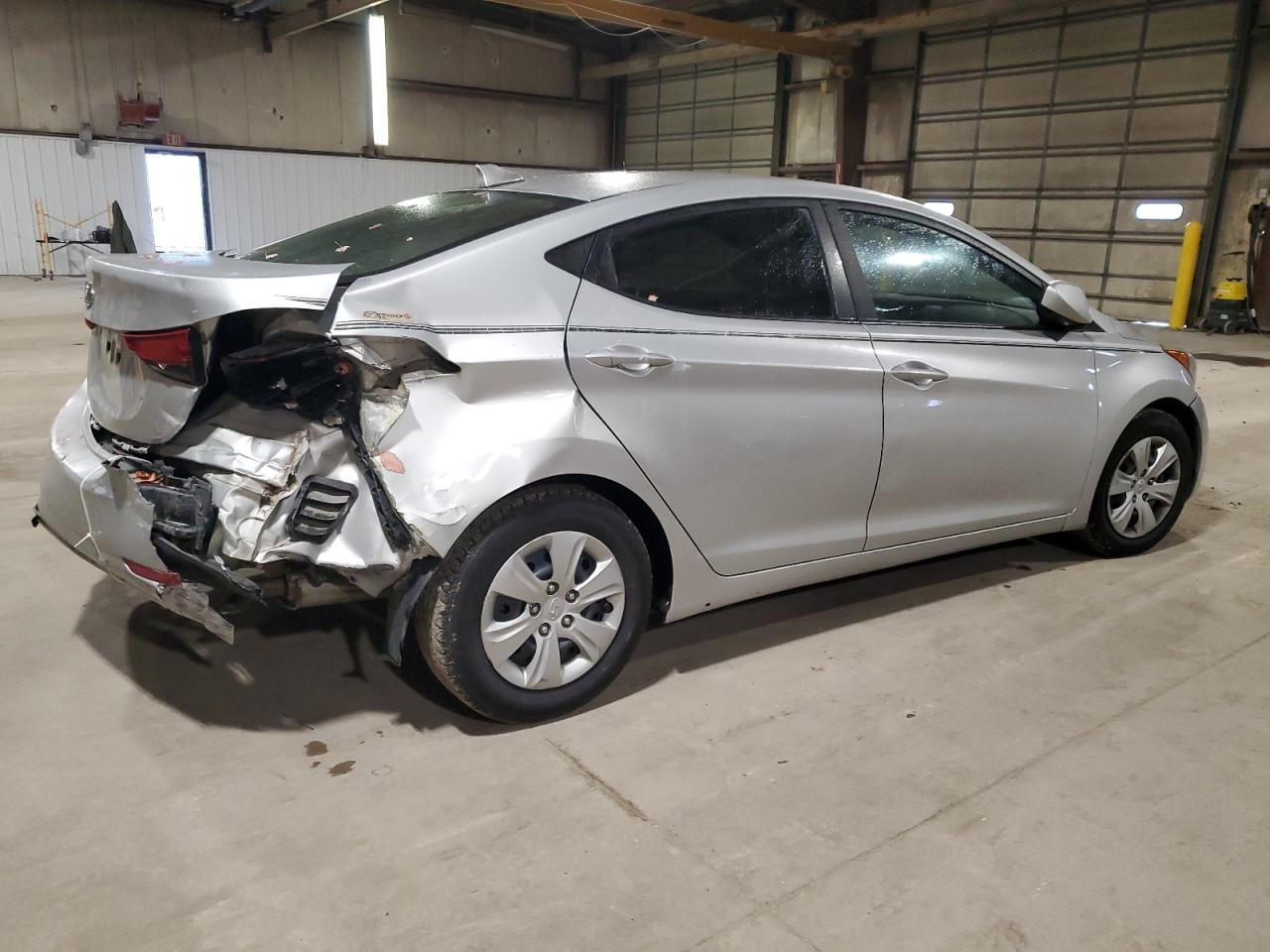 2016 HYUNDAI ELANTRA