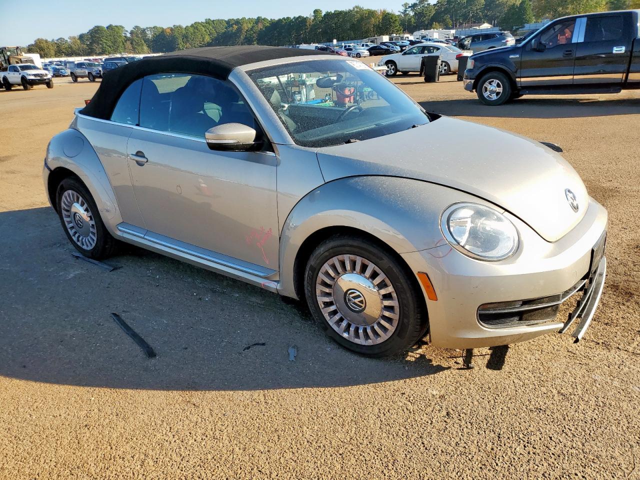 2013 VOLKSWAGEN Beetle