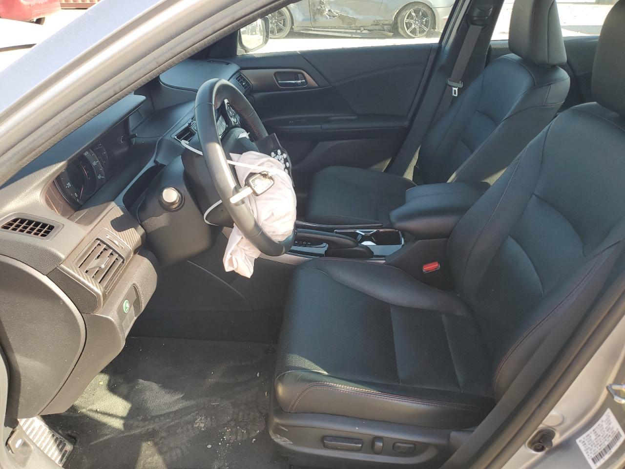 2017 HONDA ACCORD