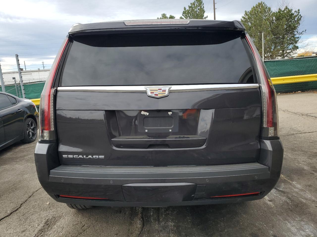2016 CADILLAC ESCALADE