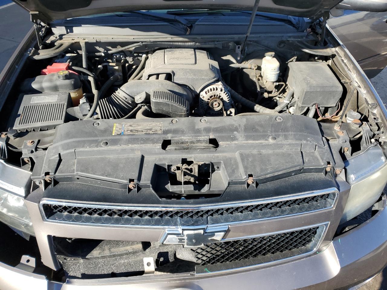 2011 CHEVROLET Tahoe