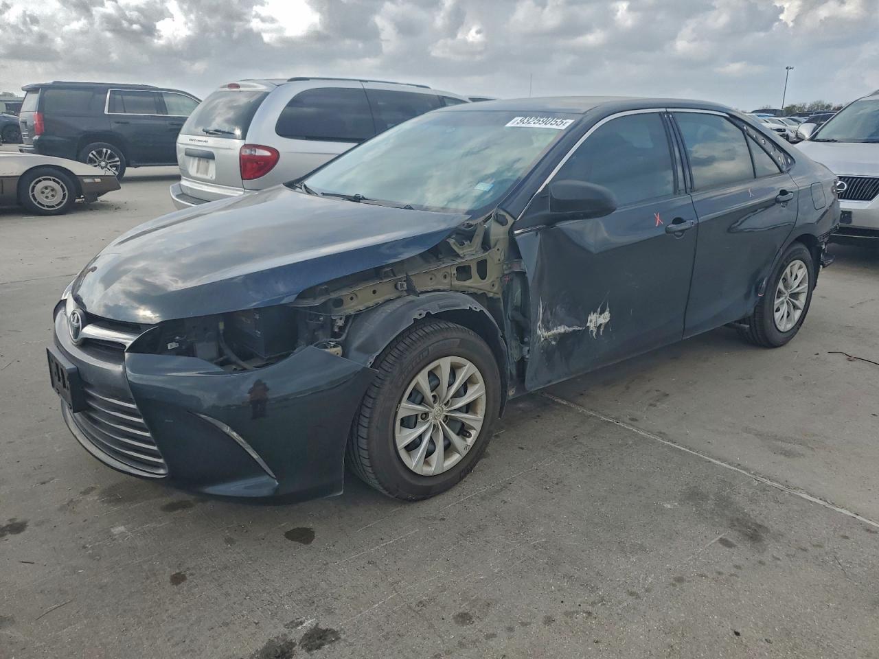 2015 TOYOTA CAMRY
