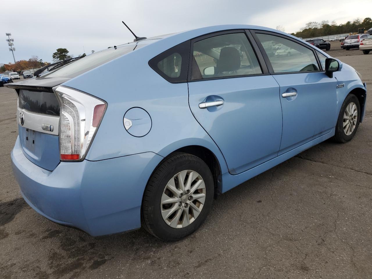 2013 TOYOTA Prius Plug-In