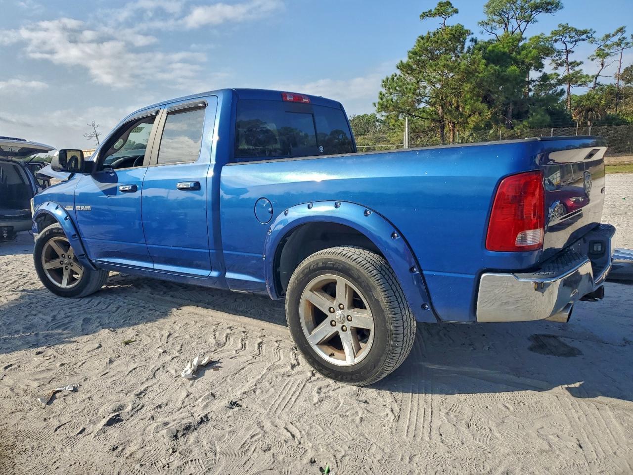 2010 DODGE RAM 1500