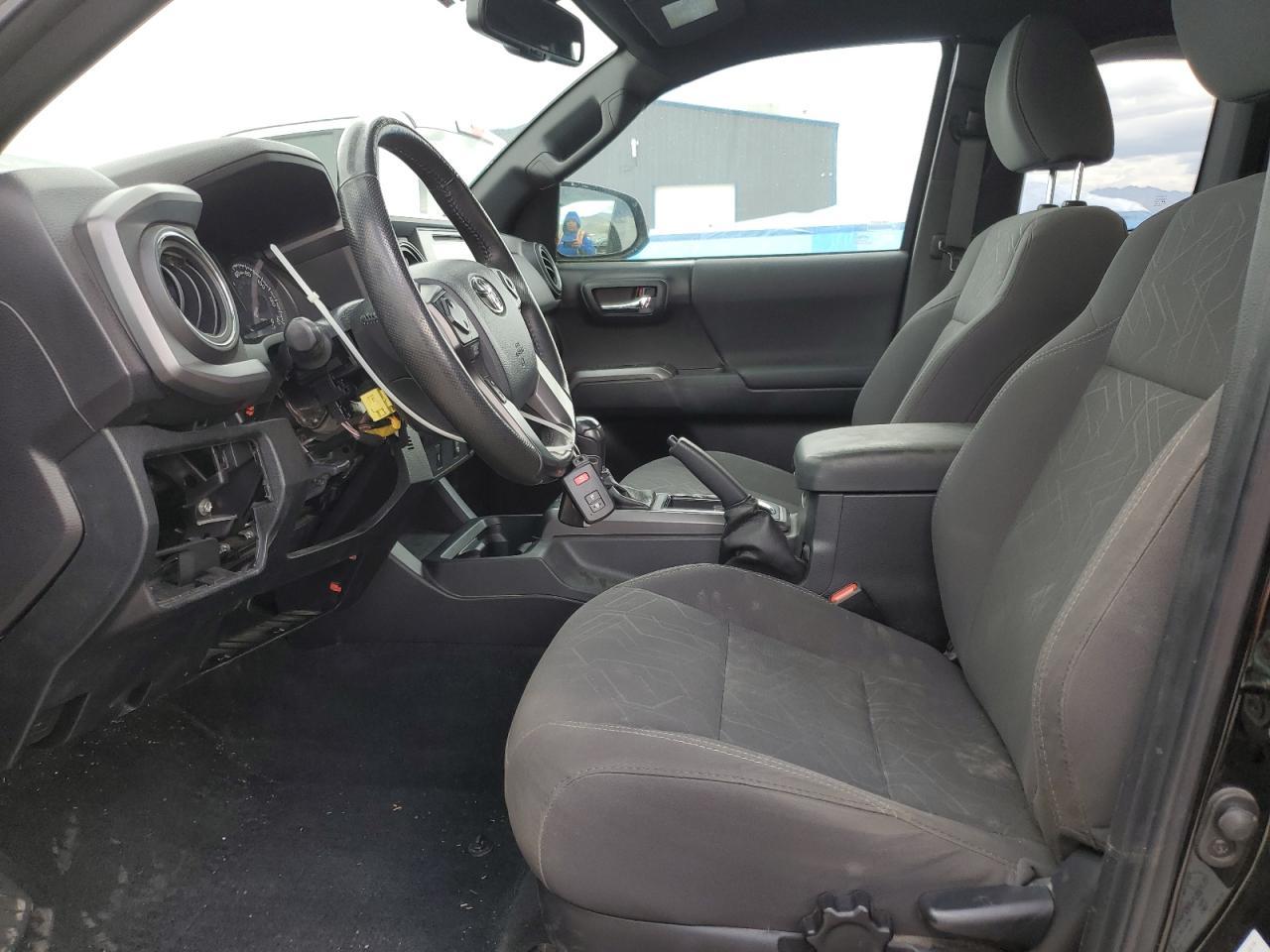 2017 TOYOTA TACOMA