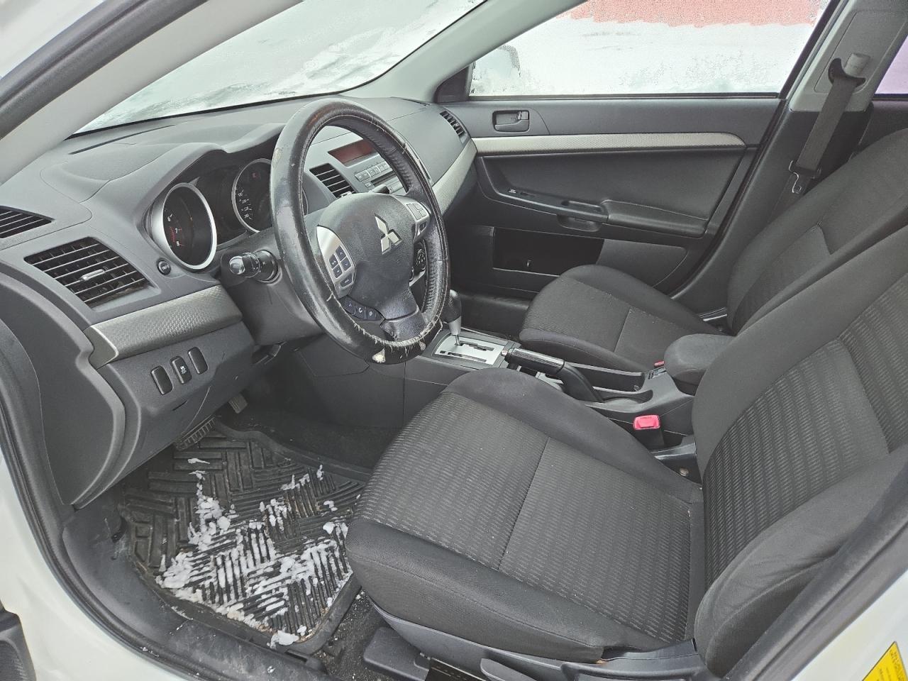 2013 MITSUBISHI LANCER