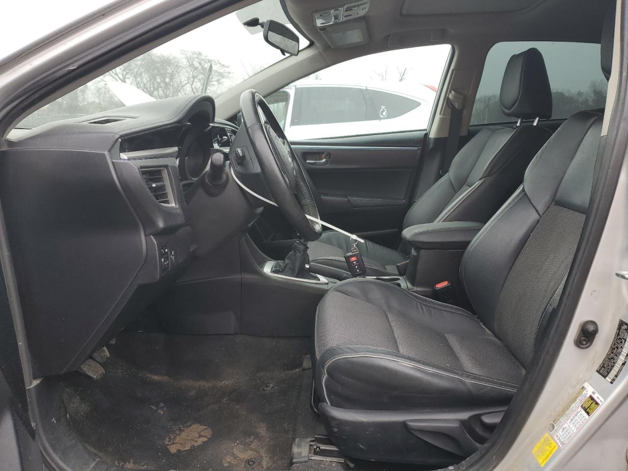 2015 TOYOTA COROLLA