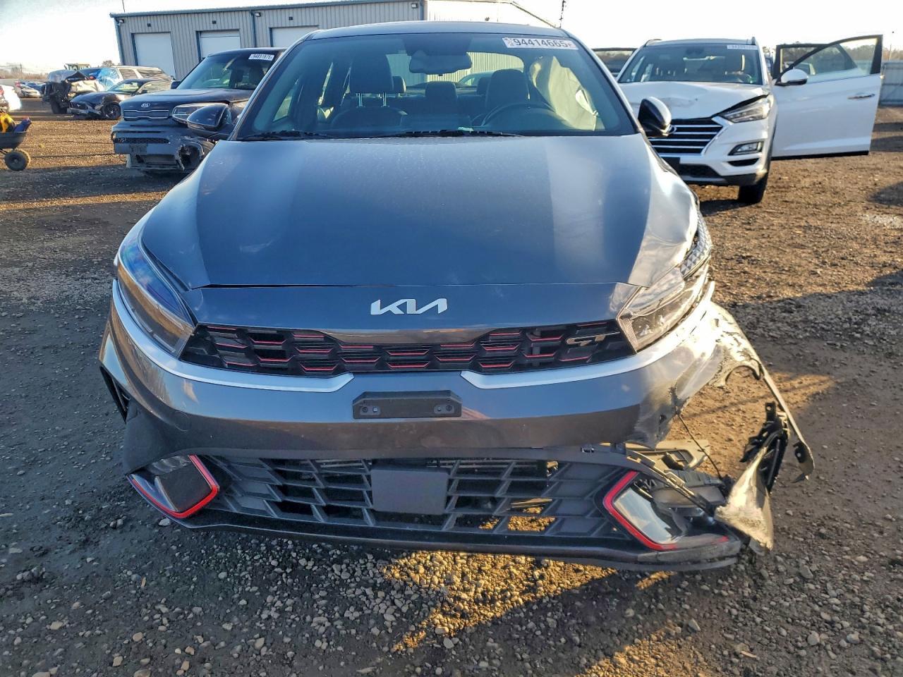 2023 KIA FORTE