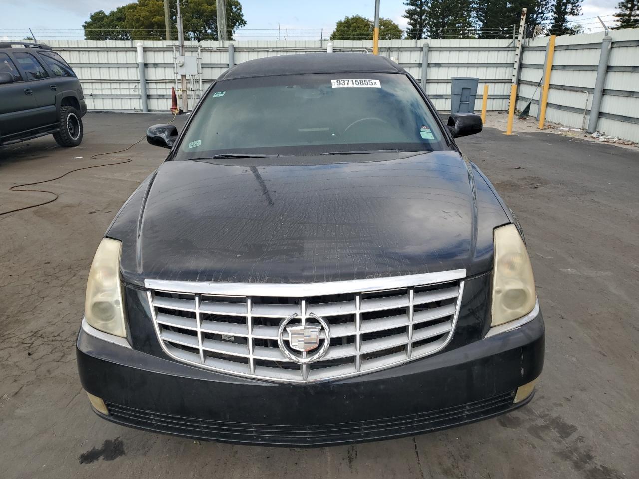 2006 CADILLAC Professional Chassis