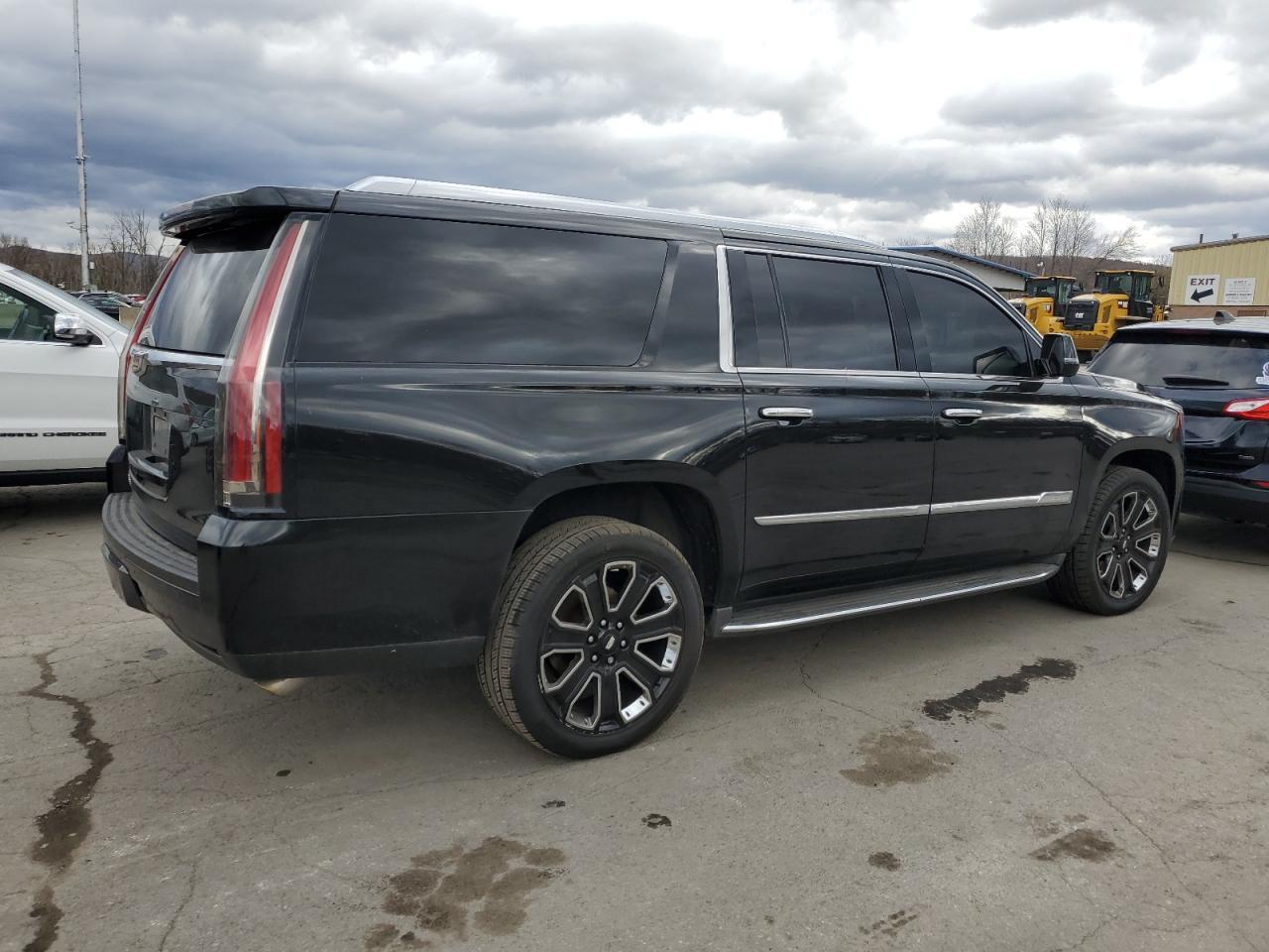 2015 CADILLAC Escalade ESV