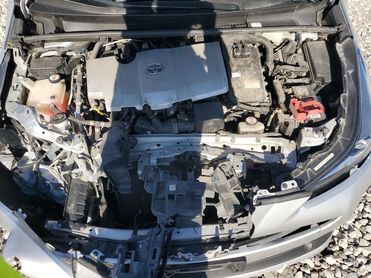 2019 TOYOTA PRIUS