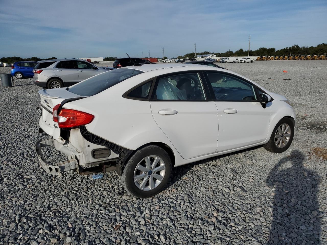 2011 FORD Fiesta