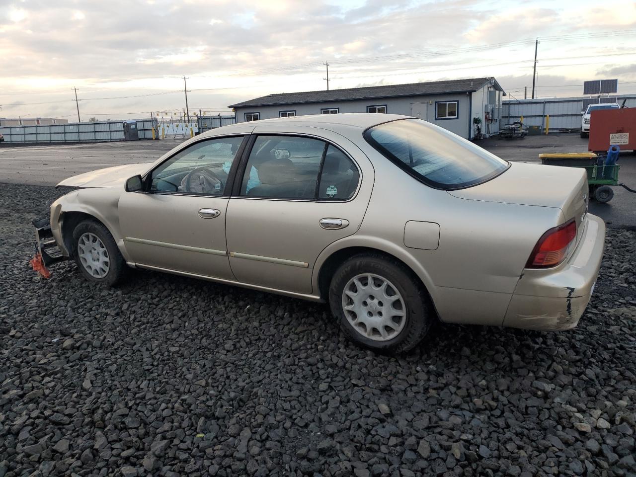 1998 NISSAN Maxima