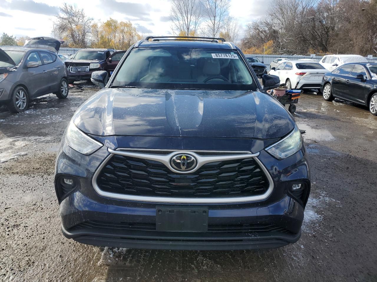 2023 TOYOTA HIGHLANDER