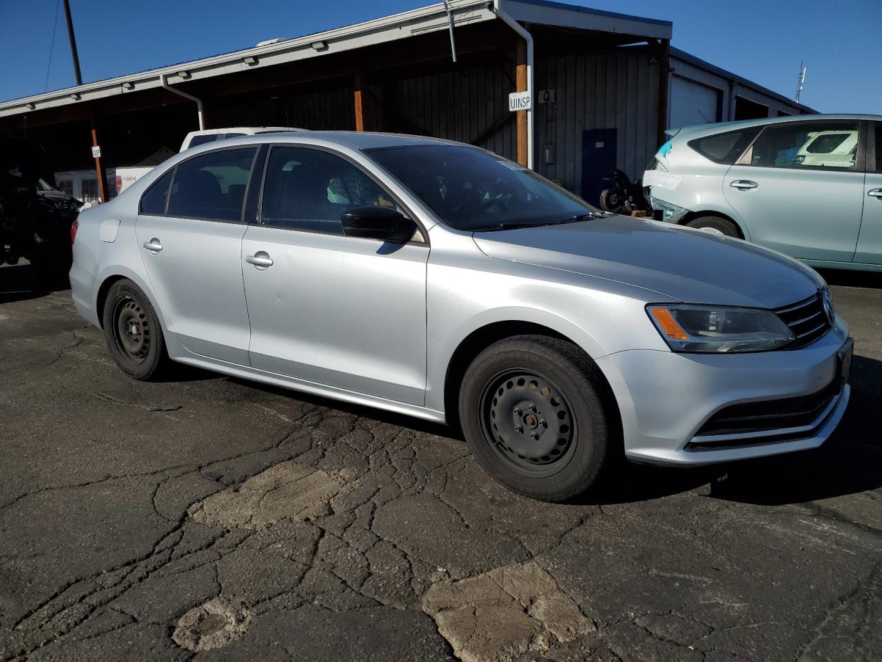 2015 VOLKSWAGEN JETTA