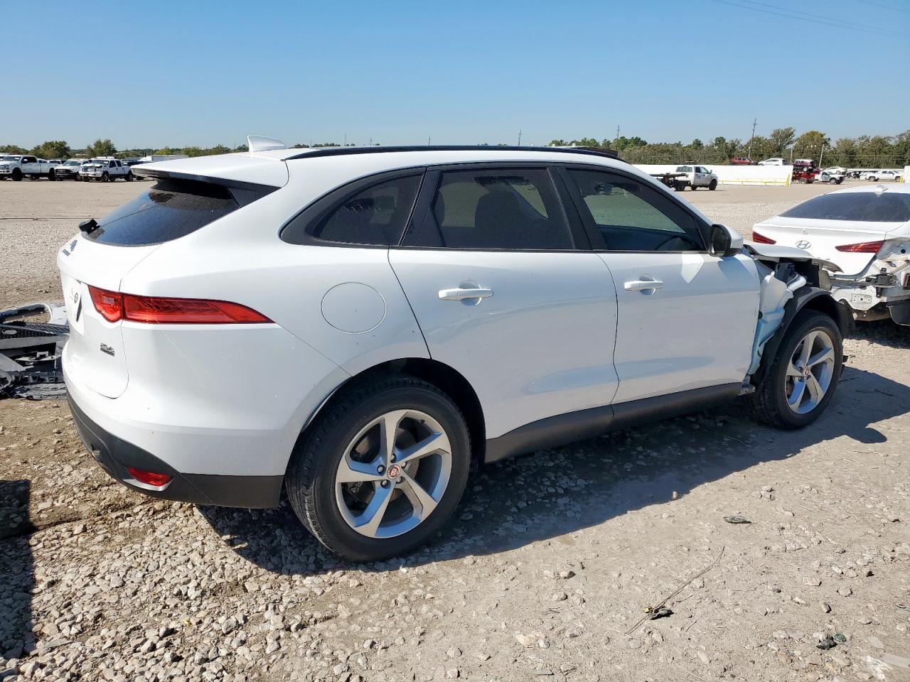 2018 JAGUAR F-Pace