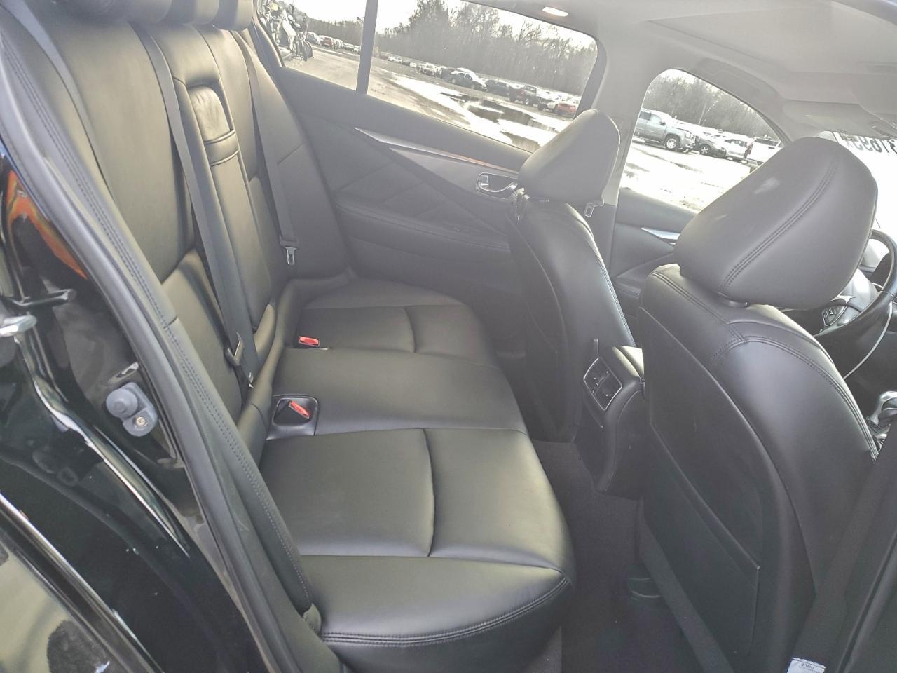 2014 INFINITI Q50