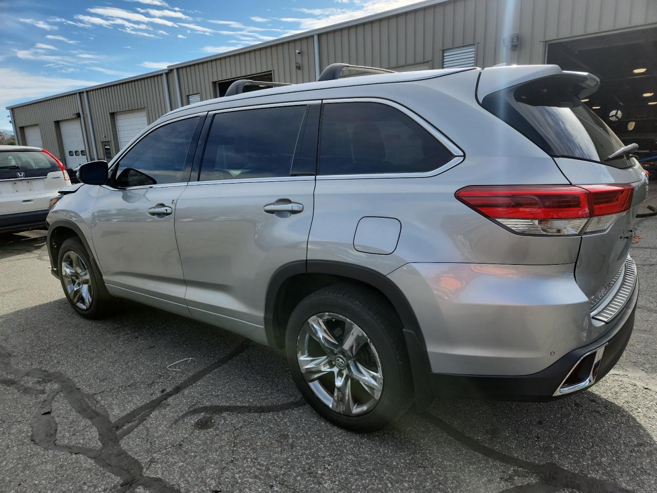 2017 TOYOTA HIGHLANDER