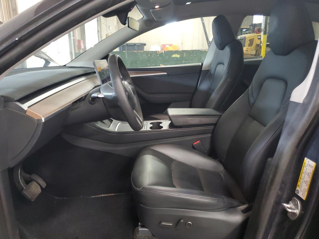 2024 TESLA MODEL Y