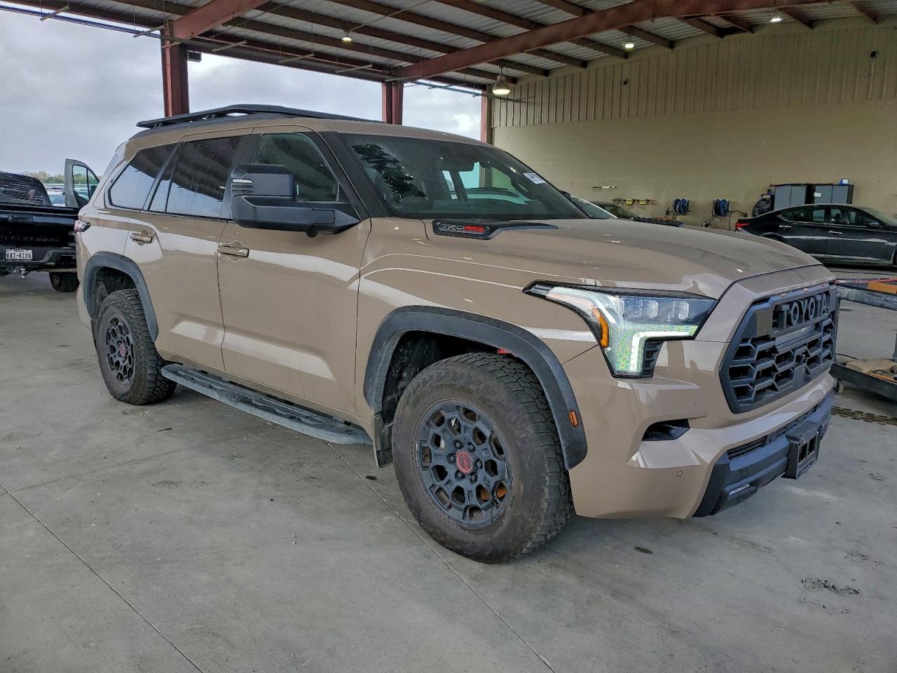 2025 TOYOTA Sequoia