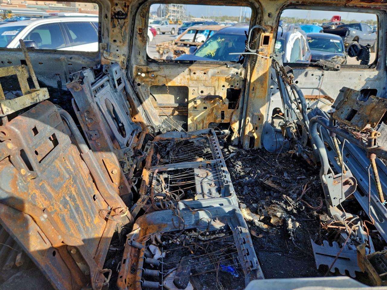 2005 HUMMER H2