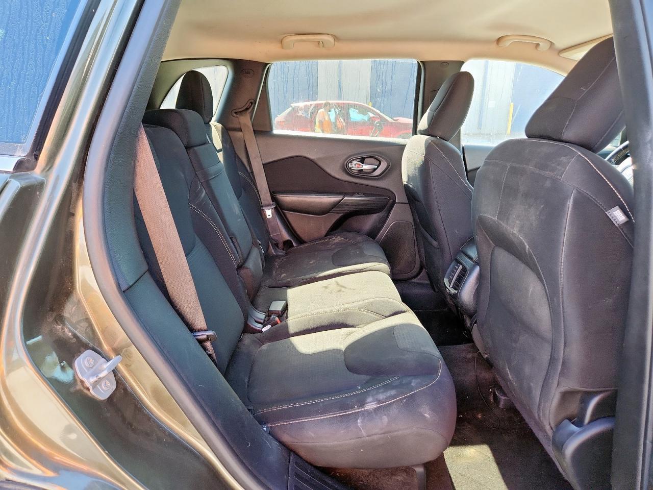 2016 JEEP CHEROKEE