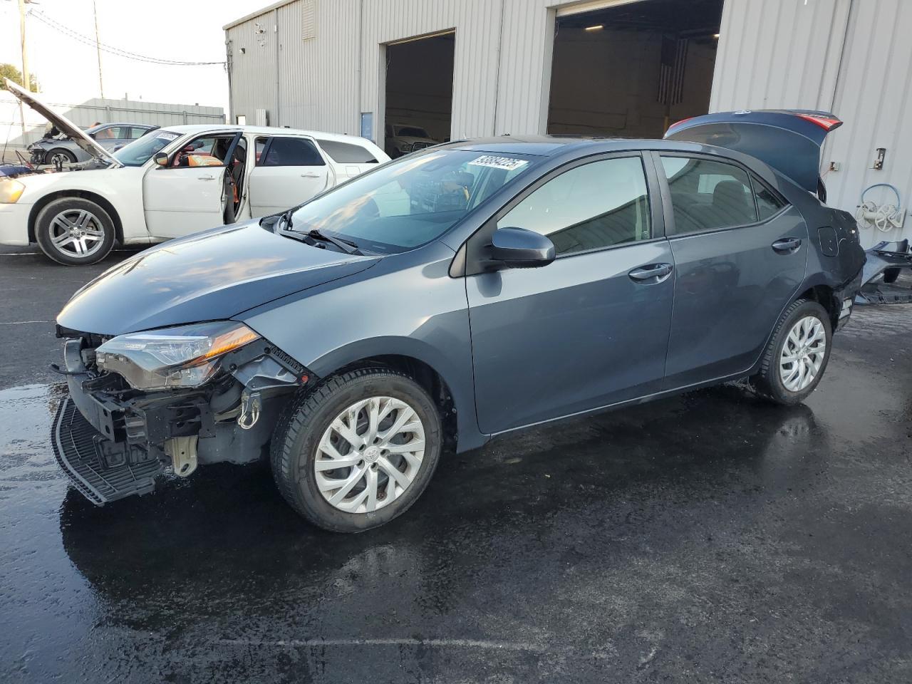 2018 TOYOTA COROLLA