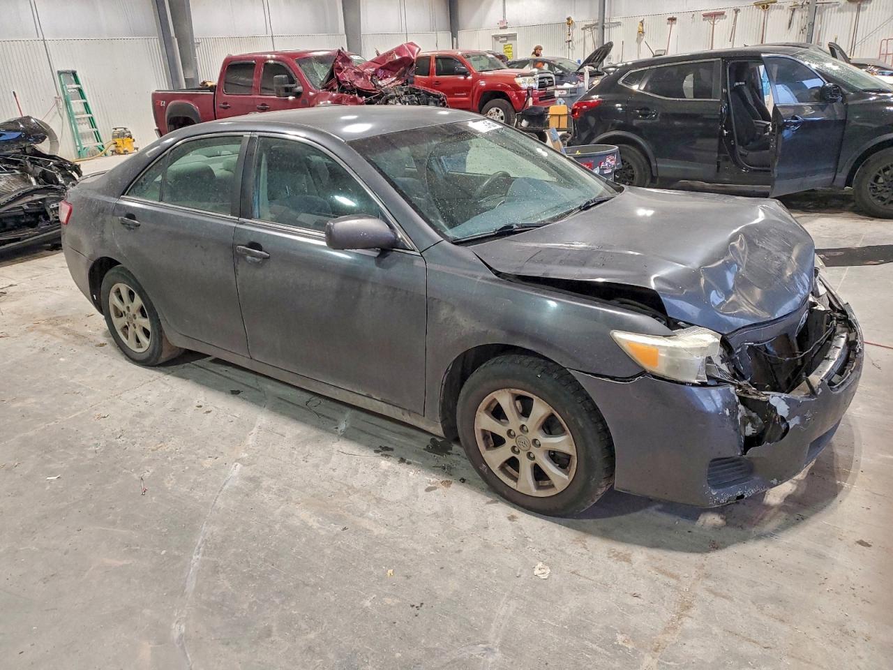 2011 TOYOTA CAMRY