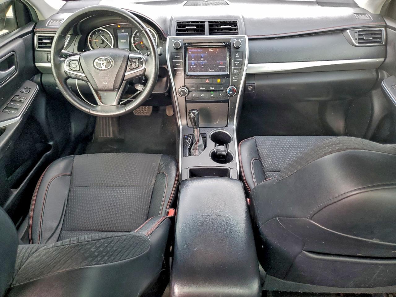2015 TOYOTA CAMRY