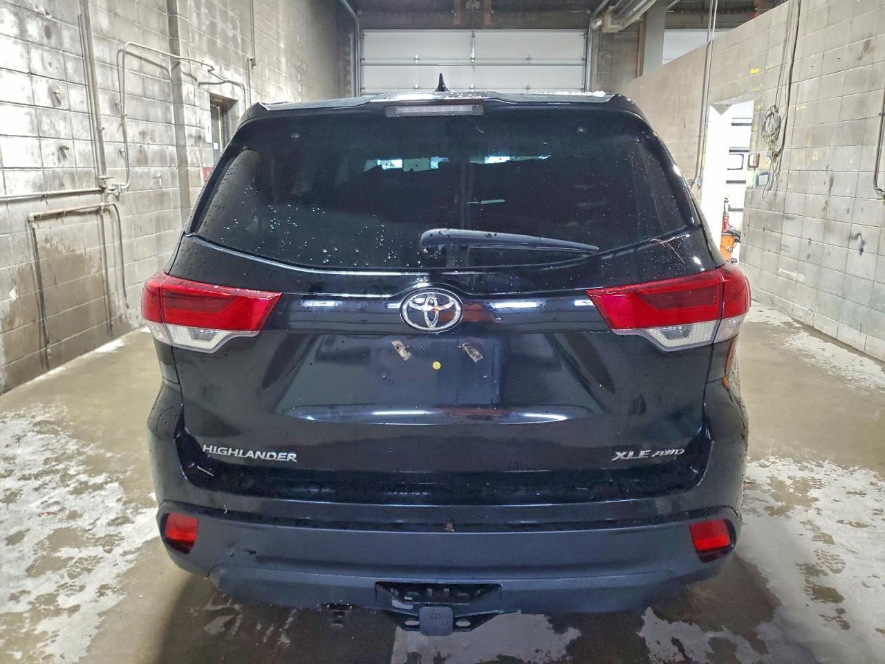 2019 TOYOTA HIGHLANDER
