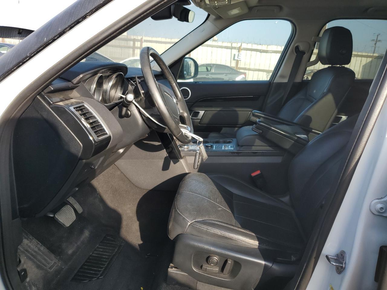 2018 LAND ROVER Discovery