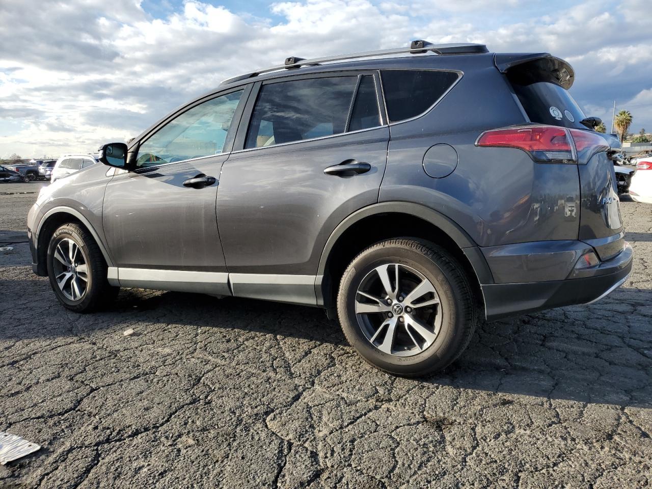 2016 TOYOTA RAV4